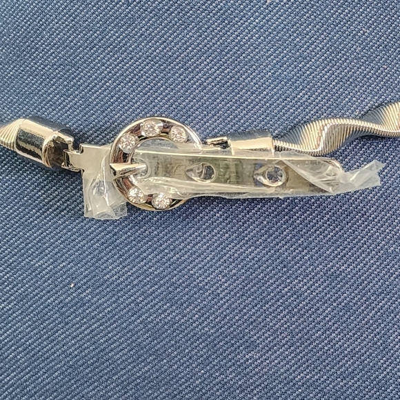 Silver Swirl Spring Stretch Fashion Belt - Picture 4 of 11